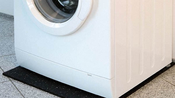 Nguyên nhân máy giặt rung lắc hay kêu to bất thường
