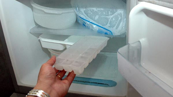 Hướng dẫn cách sửa tủ lạnh không đông đá