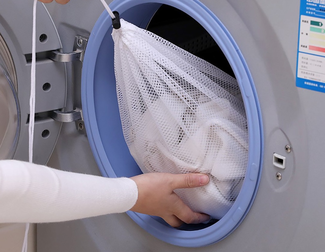 Cách giặt áo dạ bằng máy giặt đơn giản bền đẹp