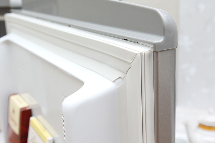 chi phí thay thề và sửa chữa gioăng tủ lạnh thường khá đắt